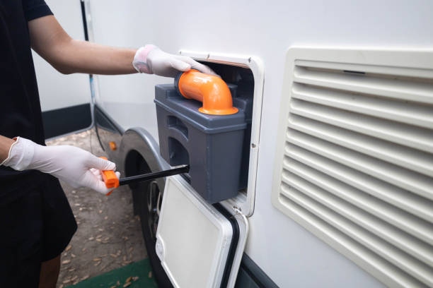 Best Porta potty delivery and setup  in Redmond, WA